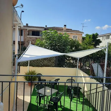 D&d Vendégház Porto San Paolo