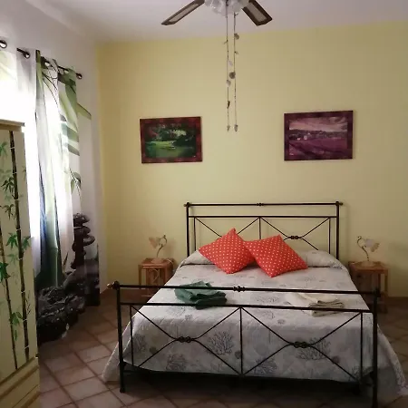Guest house D&d Porto San Paolo (Sardinia)